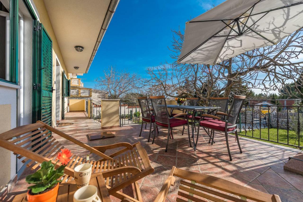 Holiday House Lavanda Врси Экстерьер фото